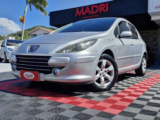 PEUGEOT 307 2.0 GRIFFE 16V GASOLINA 4P AUTOMÁTICO